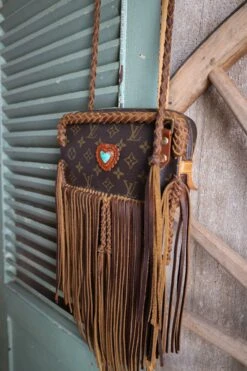 LEATHER AND VODKA MARLY CAMEL FRINGE 20CT KINGMAN TURQUOISE BAG -Steelers Style 0D6A0036