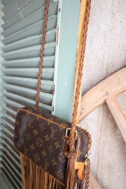 LEATHER AND VODKA MARLY CAMEL FRINGE 20CT KINGMAN TURQUOISE BAG -Steelers Style 0D6A0041