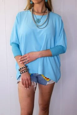 IVY JANE DOLMAN SLEEVE V-NECK RIB TOP- AQUA