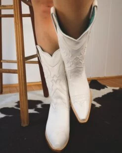 Corral Boots CORRAL WOMEN'S WHITE EMBROIDERY WESTERN BOOT -Steelers Style 103 49032816 5c34 428d 92e9 2ac2a50d61b6
