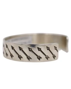 ARROWS IMPRINTED DIAGONAL CUFF -Steelers Style 164 e0b6235d b1ff 4804 8492 d1cc1d9162b3