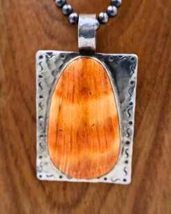 RICHARD SCHMIDT EXTRA LARGE SPINY OYSTER WITH STAMPING PENDANT