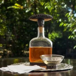 Jan Barboglio Tito Decanter -Steelers Style 5491CL L1 1024x1024 b534b6fc 2a83 411e b848 a445a43013d4