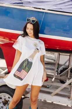 QUEEN OF SPARKLES USA POPPING CHAMPAGNE TEE DRESS -Steelers Style soelstudio QOSMAY2023 676 720x e9df60b5 3154 464e a0fb 681e2173b4b6