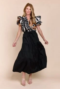 SOFIA COLLECTION AMELIA TIERED SOLID SKIRT